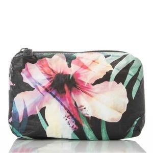 Aloha Collection Pouch